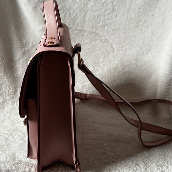 Danielle Nicole Pink and Gold Castle Backpack - Picture 2 of 5